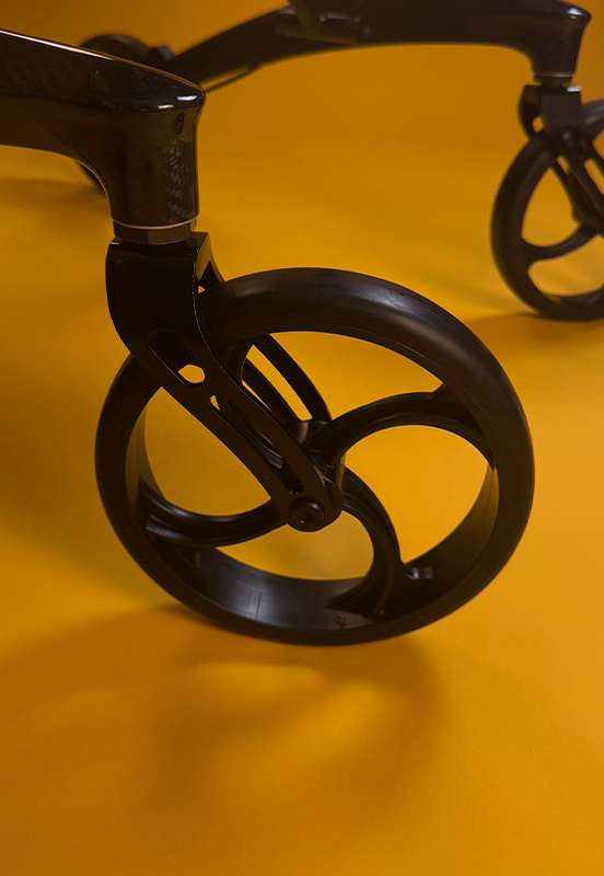 CalCare Ultra-Light Series - Carbon Fiber Rollator