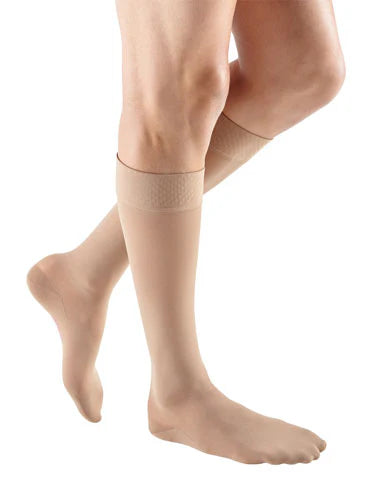 mediven plus regular calf compression stocking 20-30 mmHg with silicone dot topband